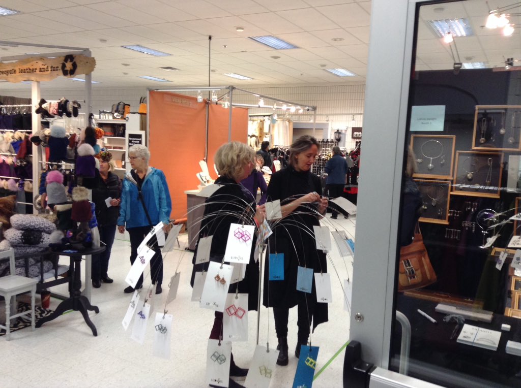 The Maker's Hand tweet media