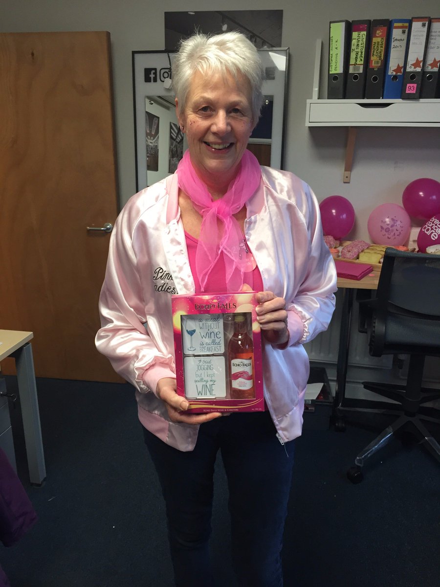 prolight_design's tweet photo. Pretty in Pink. We love a good raffle! #raffle #sweets @JoGough3 looking good pink lady and what a prize! https://t.co/xl4kLGaLXf