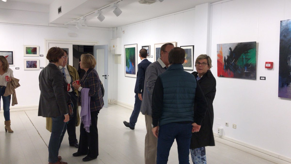 FVocesCD's tweet photo. La inauguración de Abre los ojos fue un auténtico éxito. Os recordamos que podéis asistir a esta exposición hasta el 11 de noviembre. https://t.co/LoWPqXixkB
