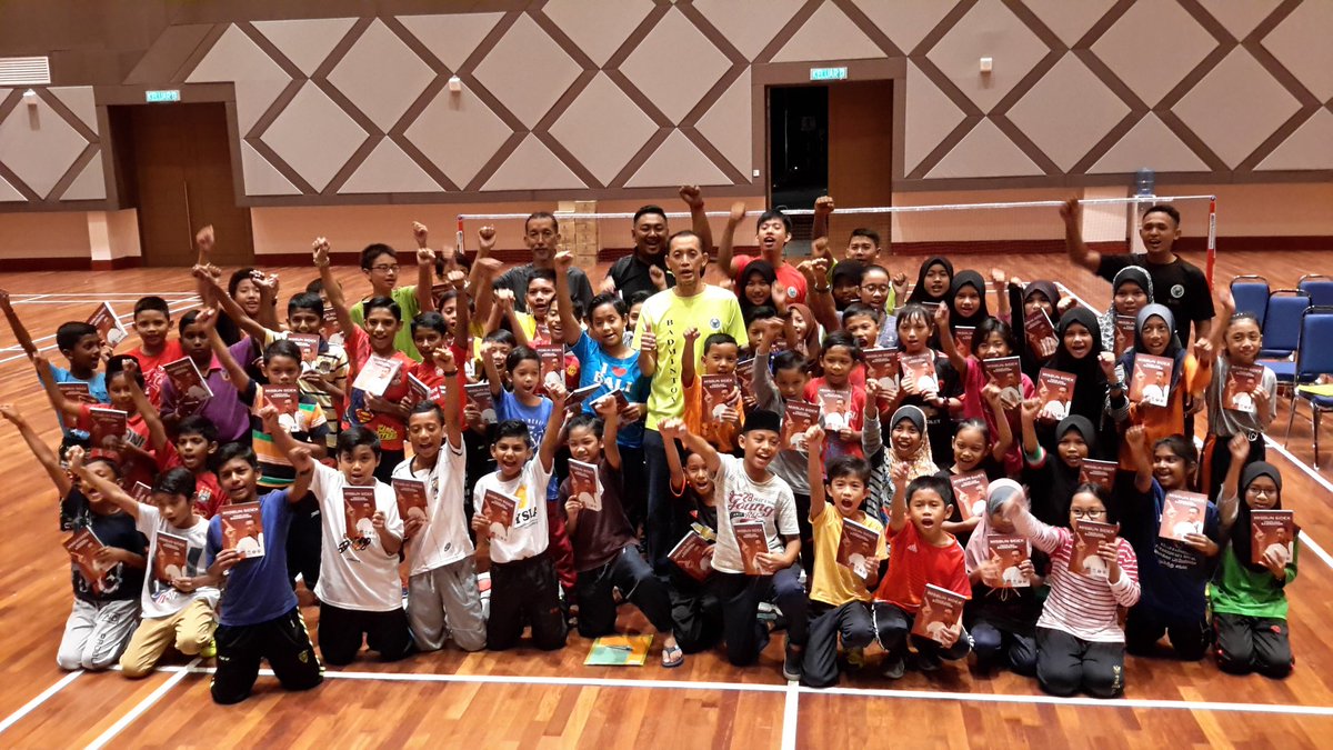 kembakatkbs's tweet photo. #laungan #malaysiaboleh #kembakatbadmintonkbs #negerimelaka https://t.co/5Mr1rhjXJ3