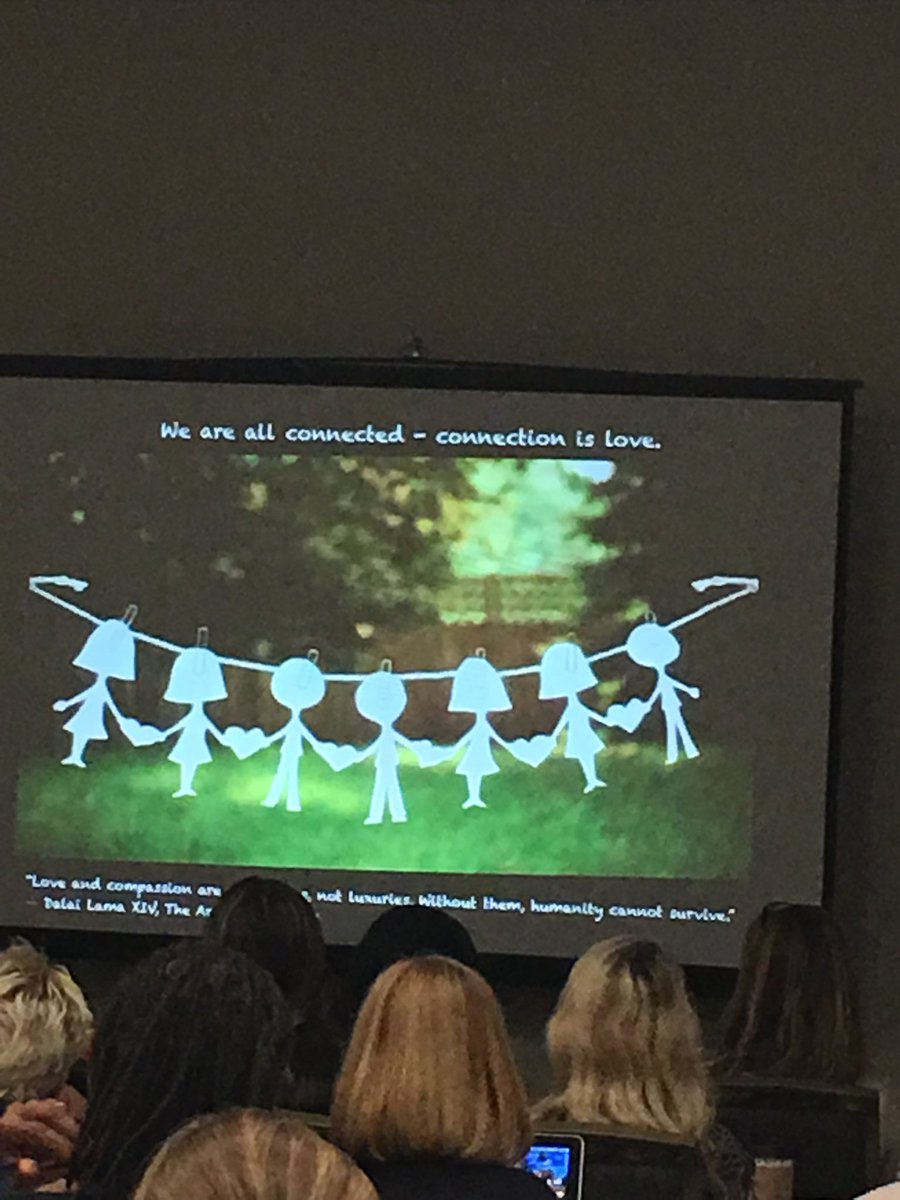lorisw53_lori's tweet photo. Choosing Love- secret to happiness. #fsca17 https://t.co/GYqmN6yqjp