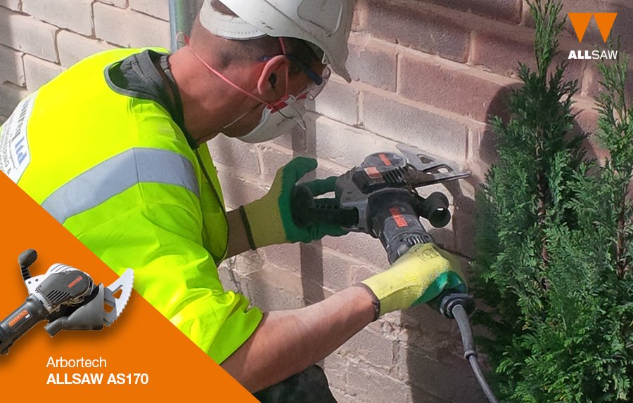 AddexGroup's tweet photo. Amazing #ALLSAW AS170! Endorsed by 1000s of contractors in the UK! https://t.co/wVIe0Diaw6 #DIY #Construction https://t.co/rbAD3pV8GE