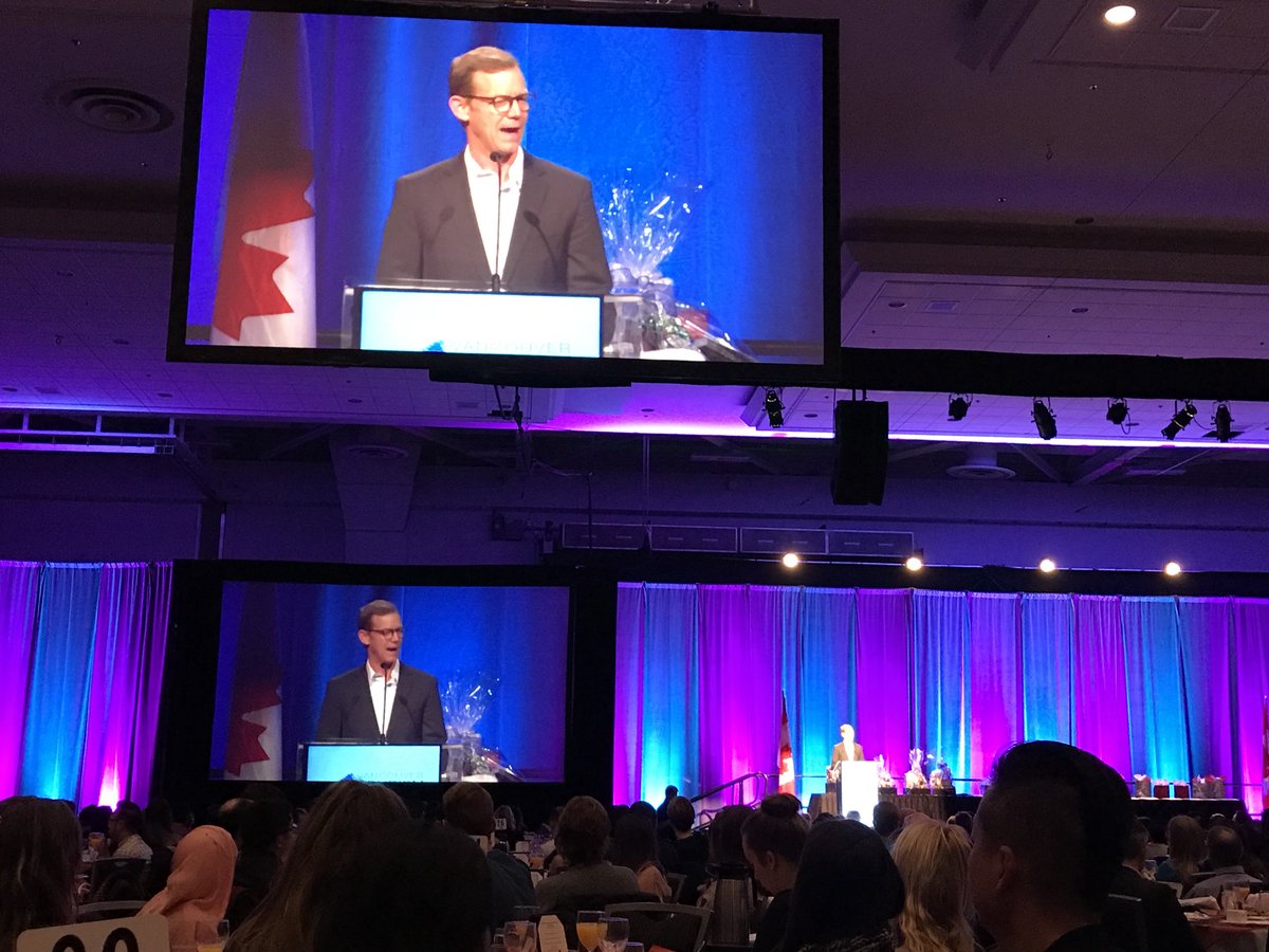Dolf_DeJong's tweet photo. @MyVancouver #ceo Ty Speer celebrating 4-years of growth in #tourism. Powered by great service #VTAGala2017 https://t.co/7q0SRLp23A