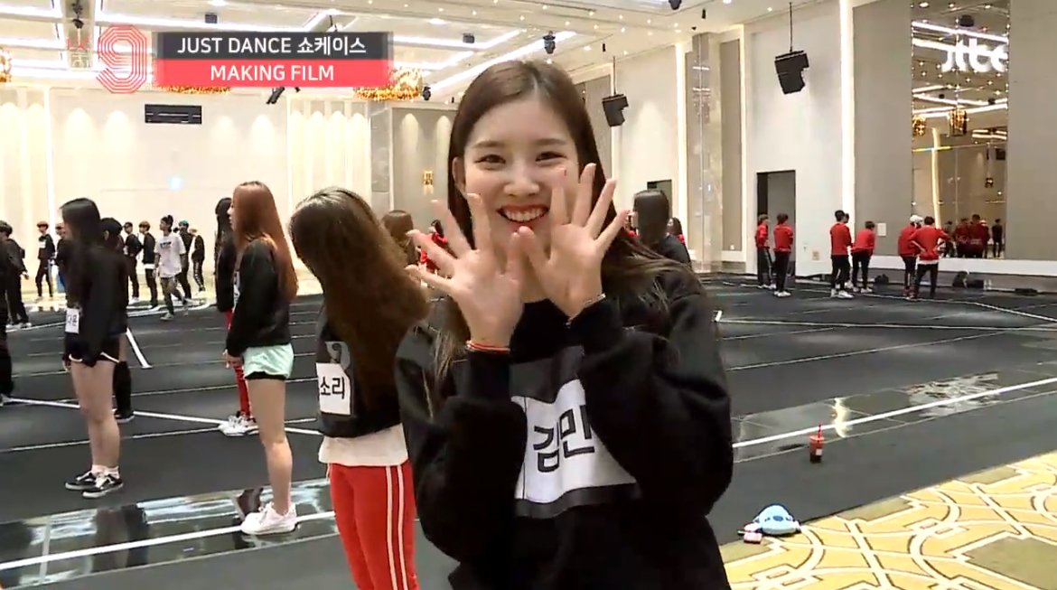 DNtzeLBXUAEAVLh.jpg:large