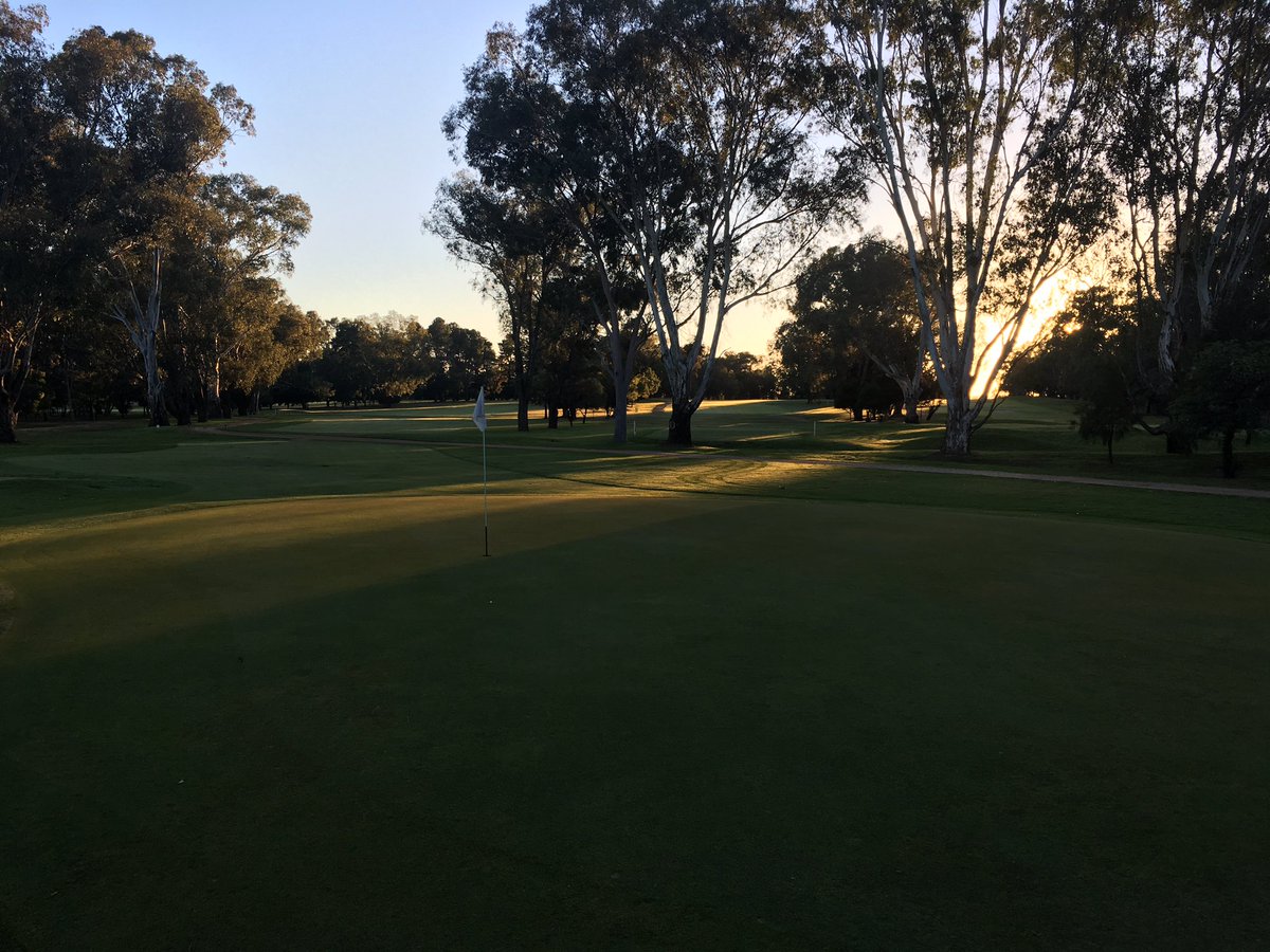 Good morning for the 1st round of Club Champs! Course looking the goods <a href="/WWCountryClub/">Wagga Country Club</a> <a href="/BrentonMorey/">Brenton Morey</a> #clubchamps #round1