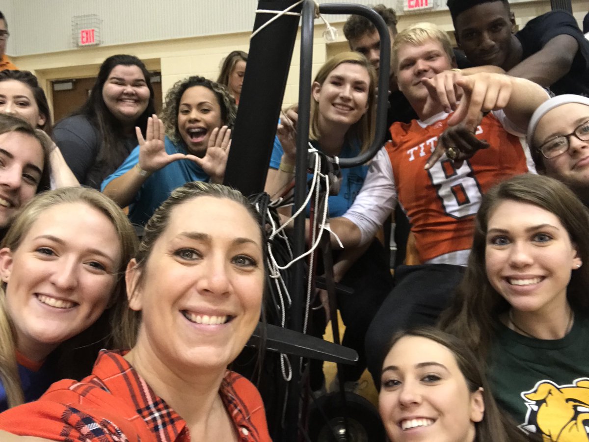 Love all these faces ❤️ <a href="/UHSCLASSOF2020/">UHS Class Of 2020</a> <a href="/UHS2018SENIORS/">CLASS OF 2018</a> <a href="/uhsclassof2k19/">CLASS OF 2019</a> <a href="/UHSClassof2021/">UHS Class of 2021</a> #SGA