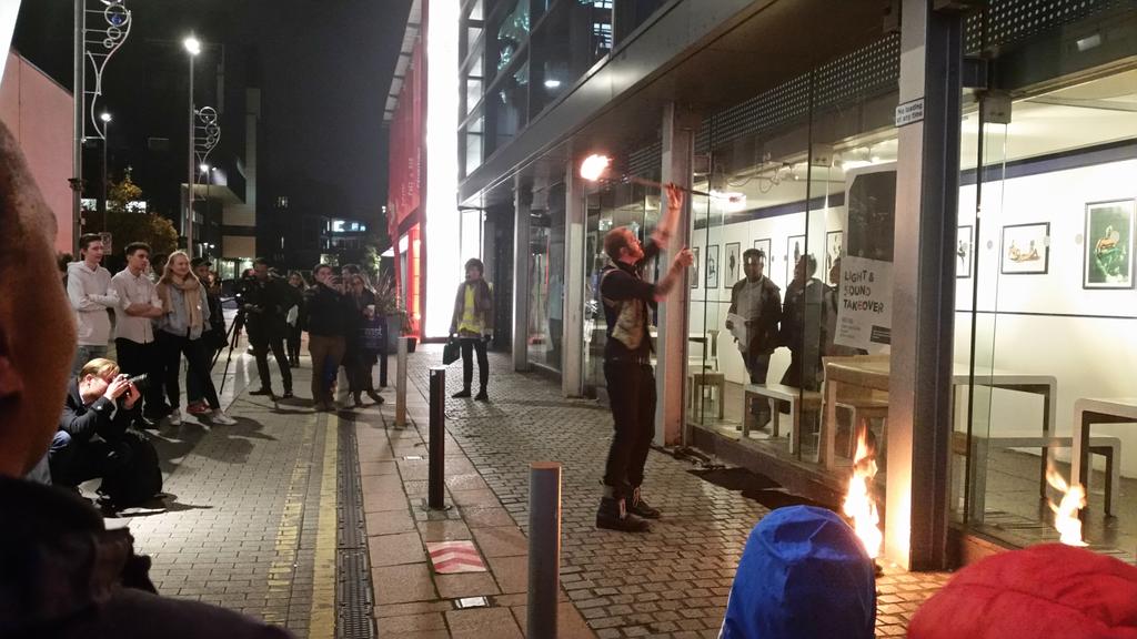 CirculateLondon's tweet image. The #LightandSoundTakeover @StratfordCircus continues with #Chivaree #FireArtists! #OutdoorArts