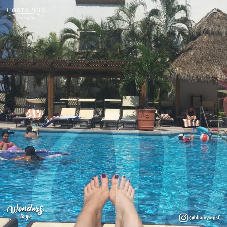 CostaSurResort's tweet photo. ¡Nuestros huéspedes están listos para disfrutar de un muy buen fin de semana! 😎🌴
https://t.co/yi1ImfKR9N #puertovallarta https://t.co/j8mKqmeUJ3