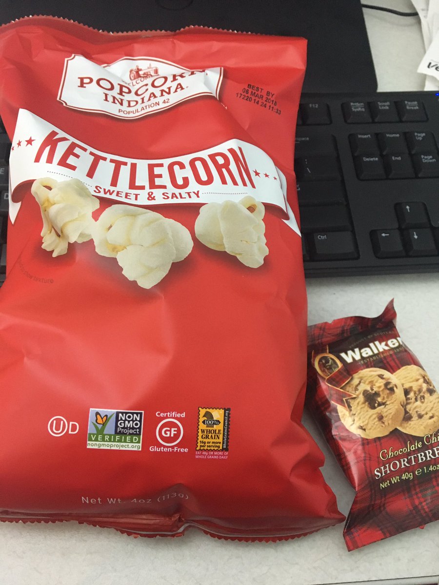 usp_joy's tweet photo. Snack break @TB1SnackTray ? https://t.co/YbWkpMHVZt