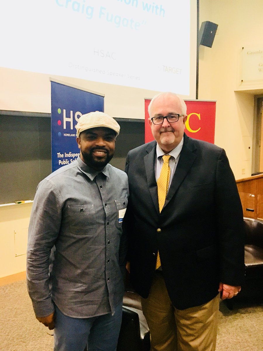 jasonfergpro's tweet photo. Awesome event at @USCPrice hosted by @HSACouncil featuring @WCraigFugate &amp; Jim Featherstone.  #EmergencyManagement #leadership #insight https://t.co/g0ihMVKx7K