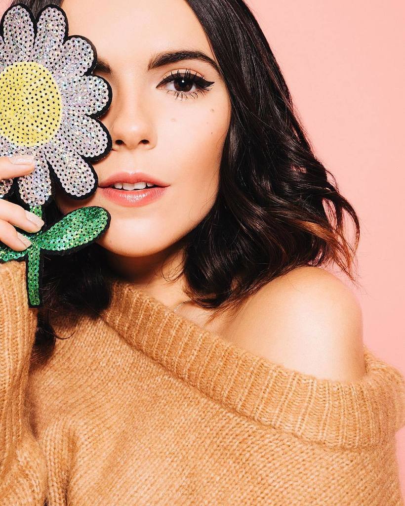 dearmilano's tweet photo. #dearBeautyTips: Happy Friday! Sharing with you some of my favorite @yslbeauty products to recreate this look:
Mo… https://t.co/A9P23FoDUE https://t.co/5Vjsd8bqq0