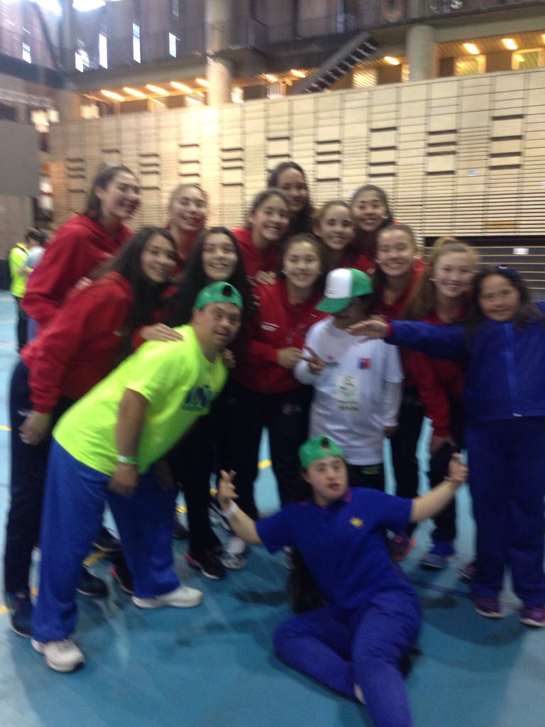 arevalopancho's tweet photo. Selección Chilena de Basquetbol Fem U14 participa en los https://t.co/EQlmr0siPg Deportivos Down.@edo_arevalo @FebaChile @iranarcos https://t.co/oDpeLBqYUe