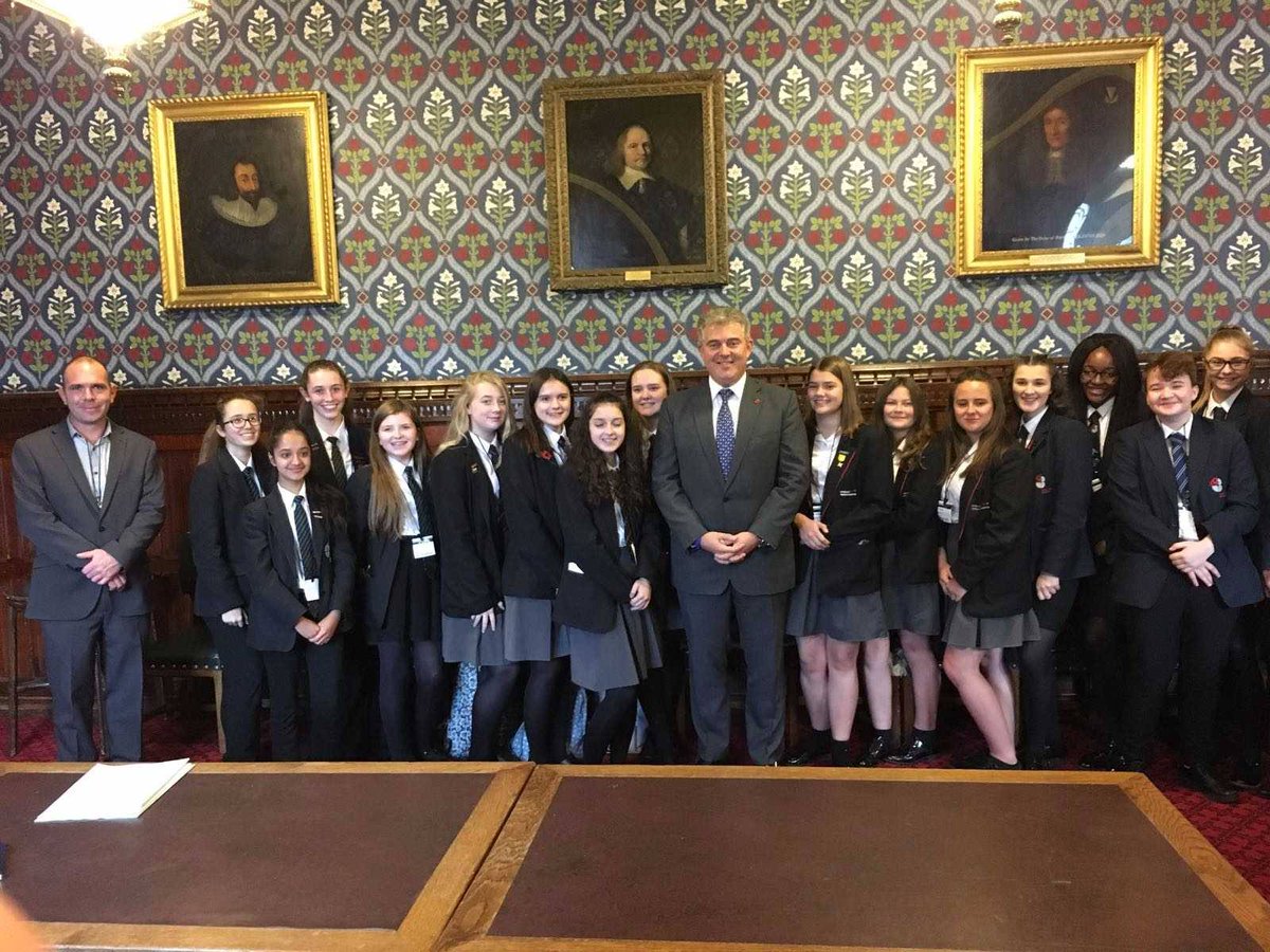 BrandonLewis's tweet photo. It was a pleasure to welcome participants of the Great Yarmouth Youth Debate from Flegg... https://t.co/QkIEfiBnhi https://t.co/Np20vabhsQ