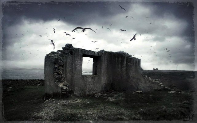 asmistaken's tweet photo. Una finestra di vento,l'affaccio sul mare di violini in volo,memorie di velieri,fiabe,la tua bellezza abbandonata..
(da un'immagine in dono) https://t.co/3PxmB9lOzX