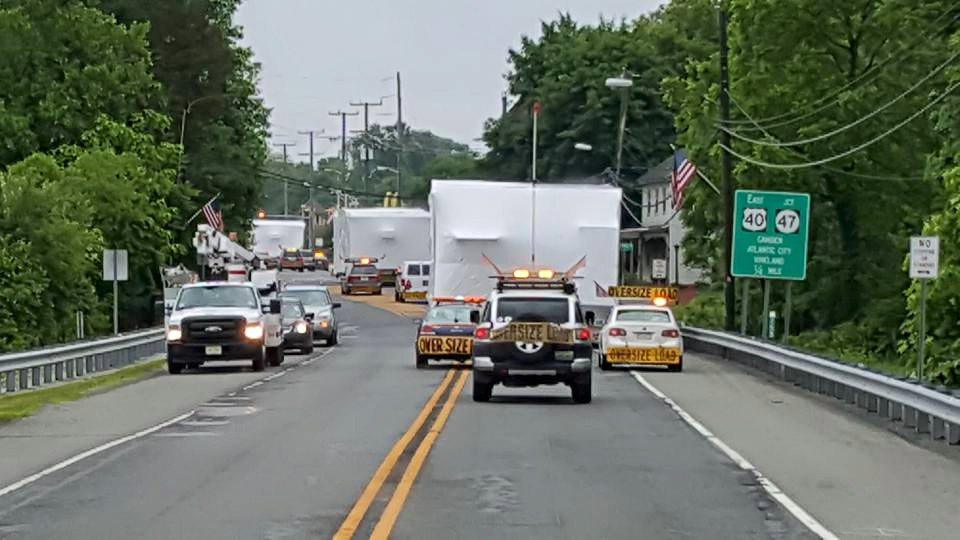 wcspermits's tweet photo. Happy Friday! #oversizeload #picoftheday #permits #wcspermits #pilotcar #pilotcars https://t.co/IGaQoUCS8k