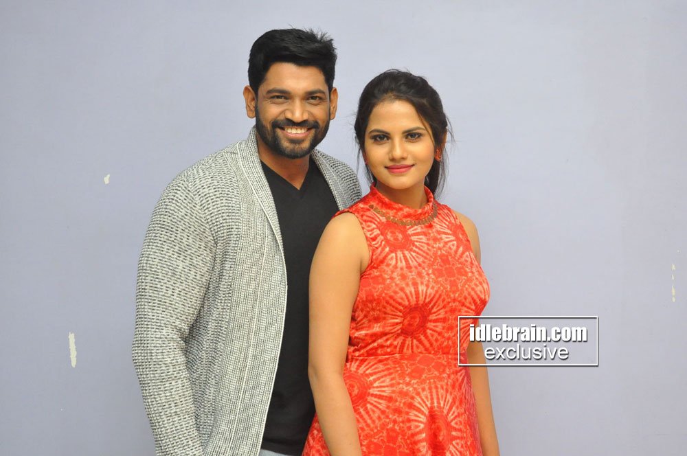idlebraindotcom's tweet image. #Sarovaram music launch
idlebrain.com/news/functions…