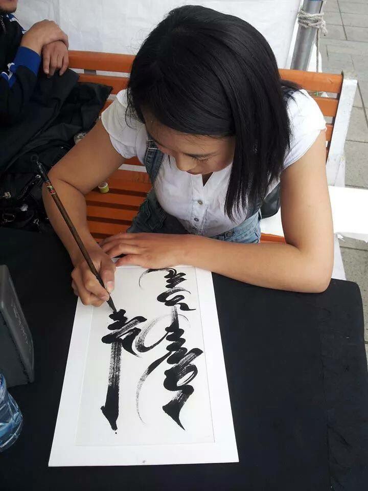 Үндэсний бичгээрээ гангарах дуртай 😊