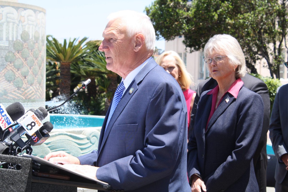 sdfact's tweet image. Fact Check: More than $100M for Mental Health Is Sitting in the Bank voiceofsandiego.org/topics/governm…