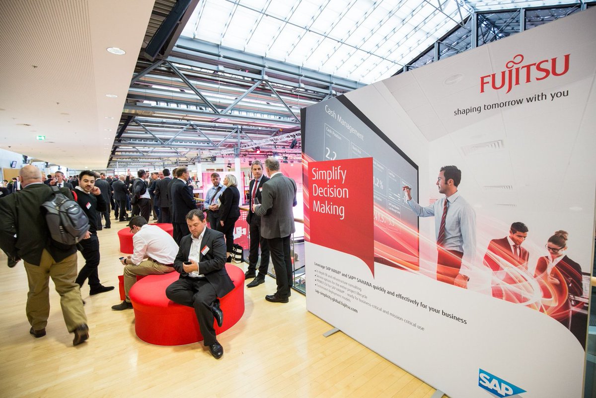 fujitsu_uk's tweet photo. .@andreweller68  will hold a session on BIG data analytics in retail. Follow #FujitsuForum for more updates : https://t.co/JJALiUig9l https://t.co/Gc4IUjiP69