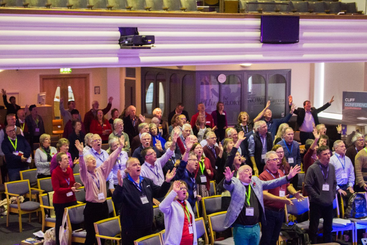 navchange15's tweet image. Nothing more encouraging than seeing 250+ Methodist leaders gather together to explore how we as a church navigate change. See you next year