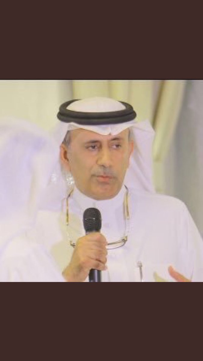 mahrhat's tweet photo. #ياسر_القحطاني_ضمن_ال50_عالميا

افضل ناقد .. عادل التويجري ولا عادل الملحم
#عادل_الملحم #النصر اعجاب 
#عادل_التويجري #الهلال رتويت https://t.co/X1k7JXYupu