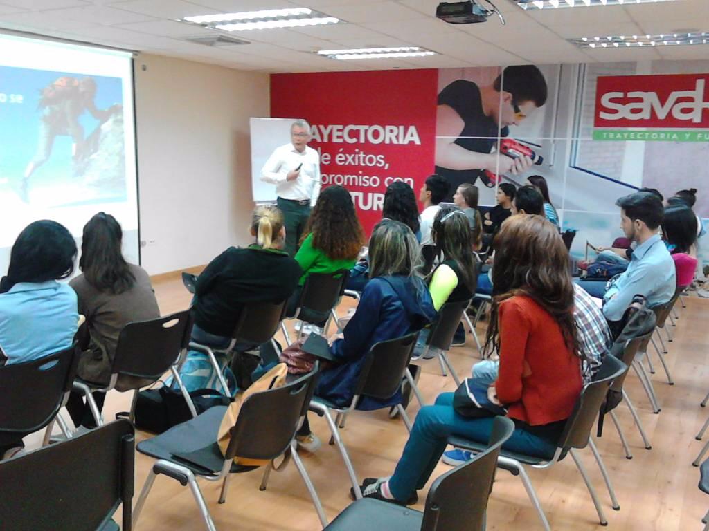 SUPERATEC's tweet photo. Liderazgo para la transformación es el taller que #SuperatecAntimano recibió gracias a #Ferretotal #SumaDeVoluntades #Alianzas https://t.co/EHoTsd5lM3