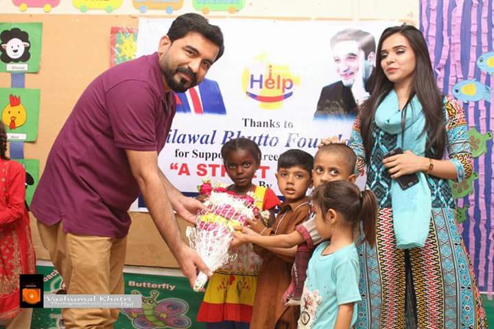 Amanull30926123's tweet photo. CEO @BBZFoundation Mr.@Fida_Wassan & iHelp started a school for street children who want to learn but can't really afford #StreetToClassRoom https://t.co/I12RP6X59n