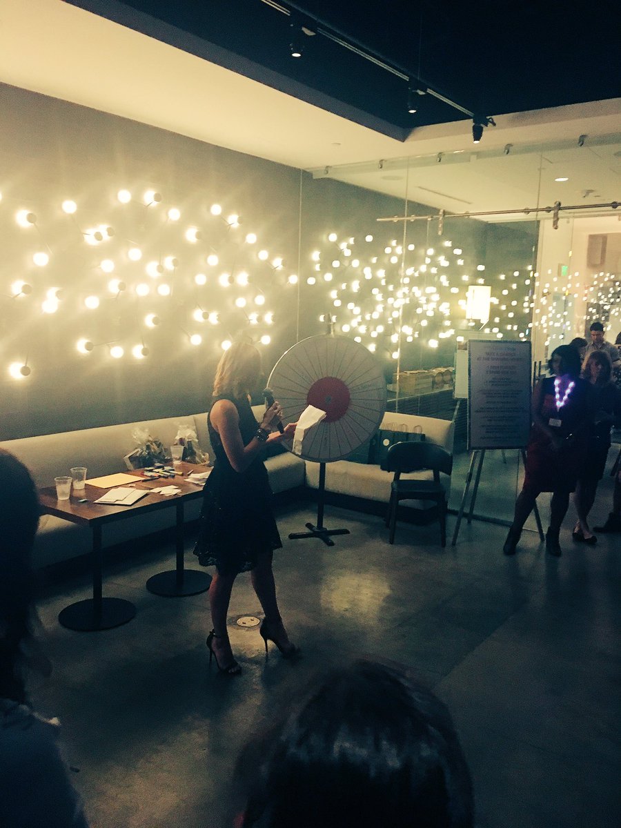 sarahwroblewski's tweet photo. Amazing to Emcee #Bridge2TheFuture supporting @BridgeOTW for homeless &amp; at risk youth at @outlook_Lookout @EnvoyBoston last night! #Boston25 https://t.co/KsJ7r9J7ga