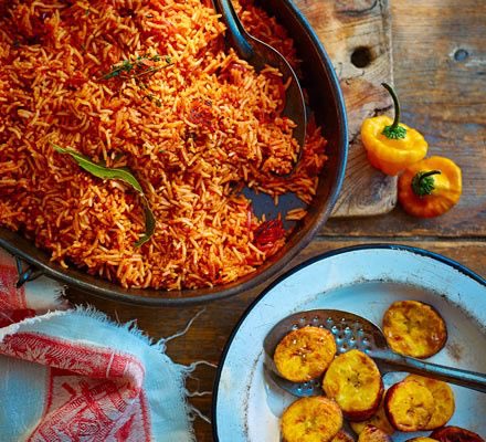 ASC_SIUC's tweet photo. The Food Fair held in the Student Center Ballrooms CD/International Lounge:11am-2pm. Tickets are a $1. Come get a taste of Africa☺️ #SIUC https://t.co/P3rx75aei2