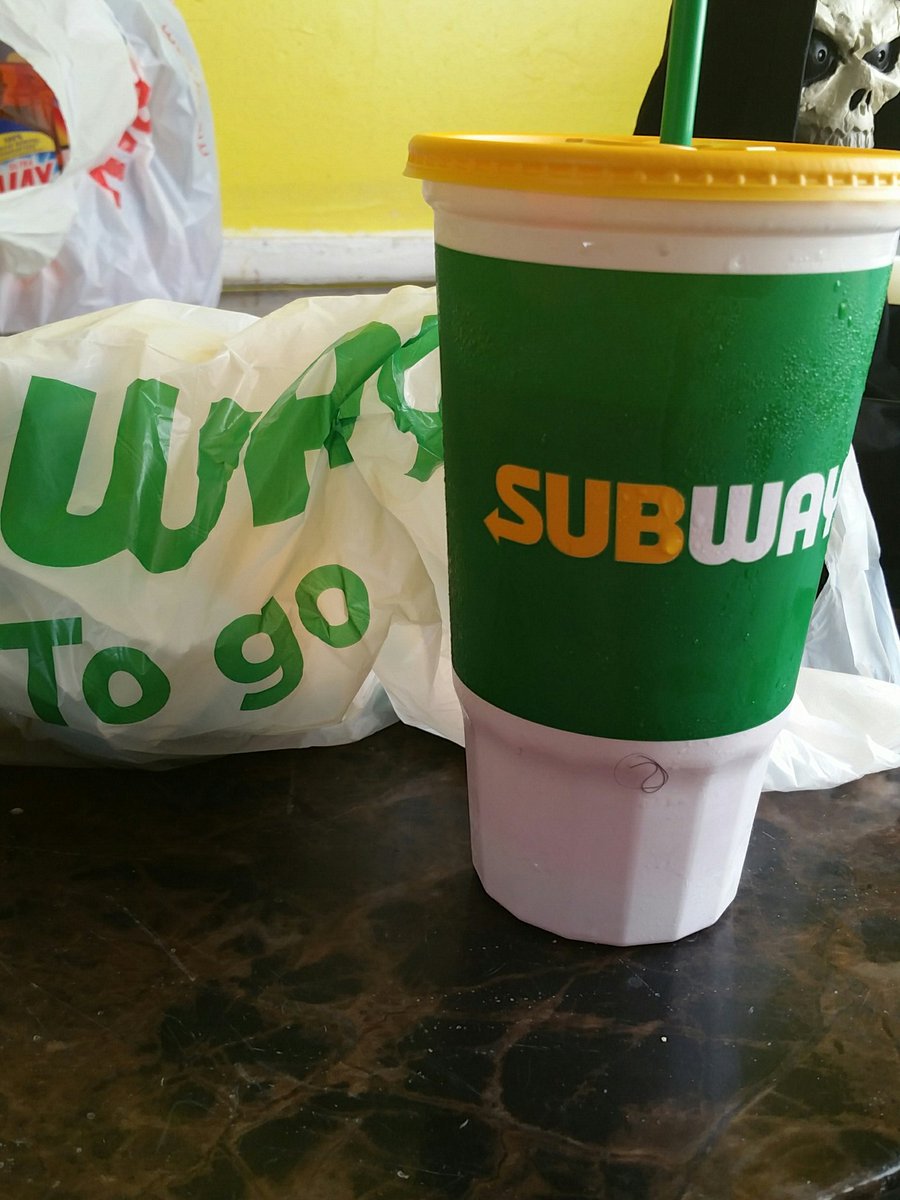 evesbyu2's tweet photo. I had to go get mines. #NationalSandwichDay #freesubway #msevesbyu #youtuber #SubwayLiveFeed https://t.co/oMyeqc9D9T