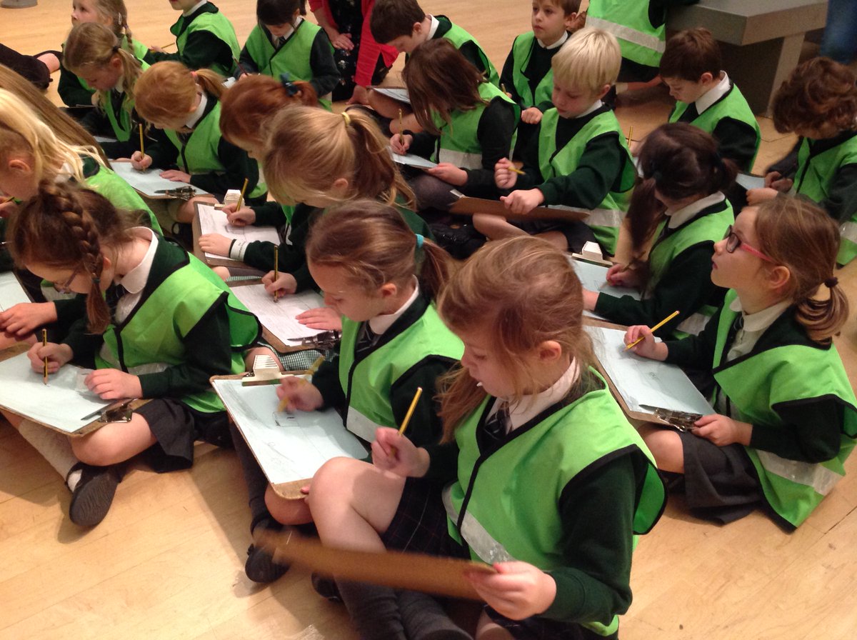 WoodfieldWigan's tweet photo. Year 2 have had a wonderful day out at the Salford Lowry. We have learned about so many new things! https://t.co/fGLJ444LIu