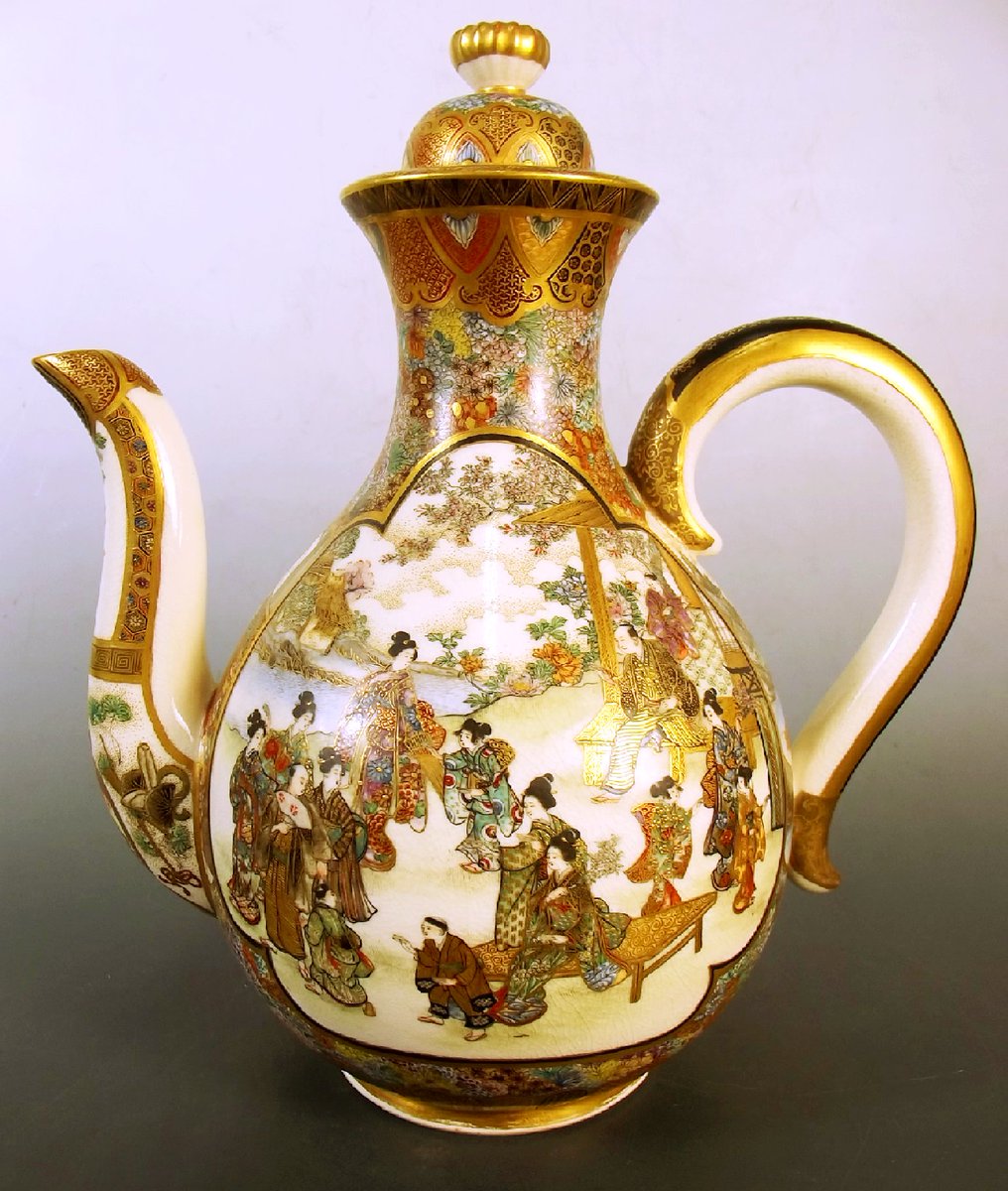 Sleepingputto's tweet photo. A Fine #Meiji Japanese #Satsuma ewer by #Ryozan for the #Yasuda company. Just added to my selling antiques wall #ForSale https://t.co/AUdHA6A7AL