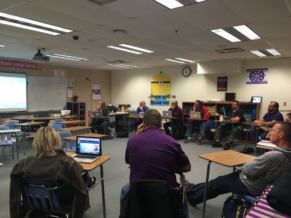 ctinegrams's tweet photo. Exploring Moodle @LittleFalls482 #unLFCS https://t.co/JDO2EAf1XI