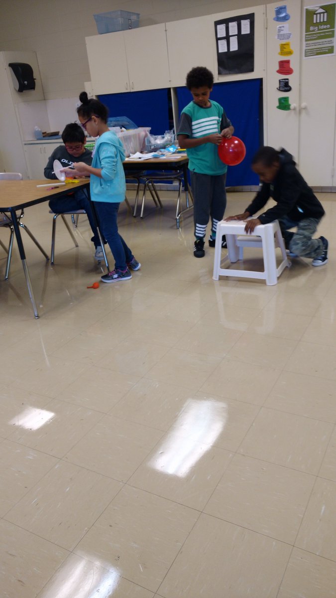 TracyCarterGATE's tweet photo. Can we make it work? Collaboration team work and determination! @Graham_Wendy @HSVk12 @gateHSV https://t.co/jqt0ShAYjD