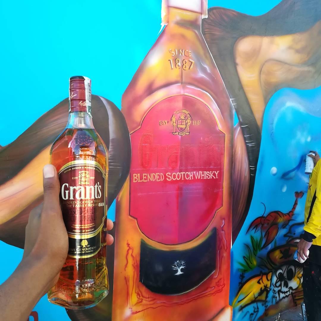 Lindambuso's tweet photo. This happened. A mural made in honour of the journey in beautiful @Colombia #cartagena #grantsinterview @Grantswhisky @grantswhiskyco https://t.co/Uj0S8AFT7t