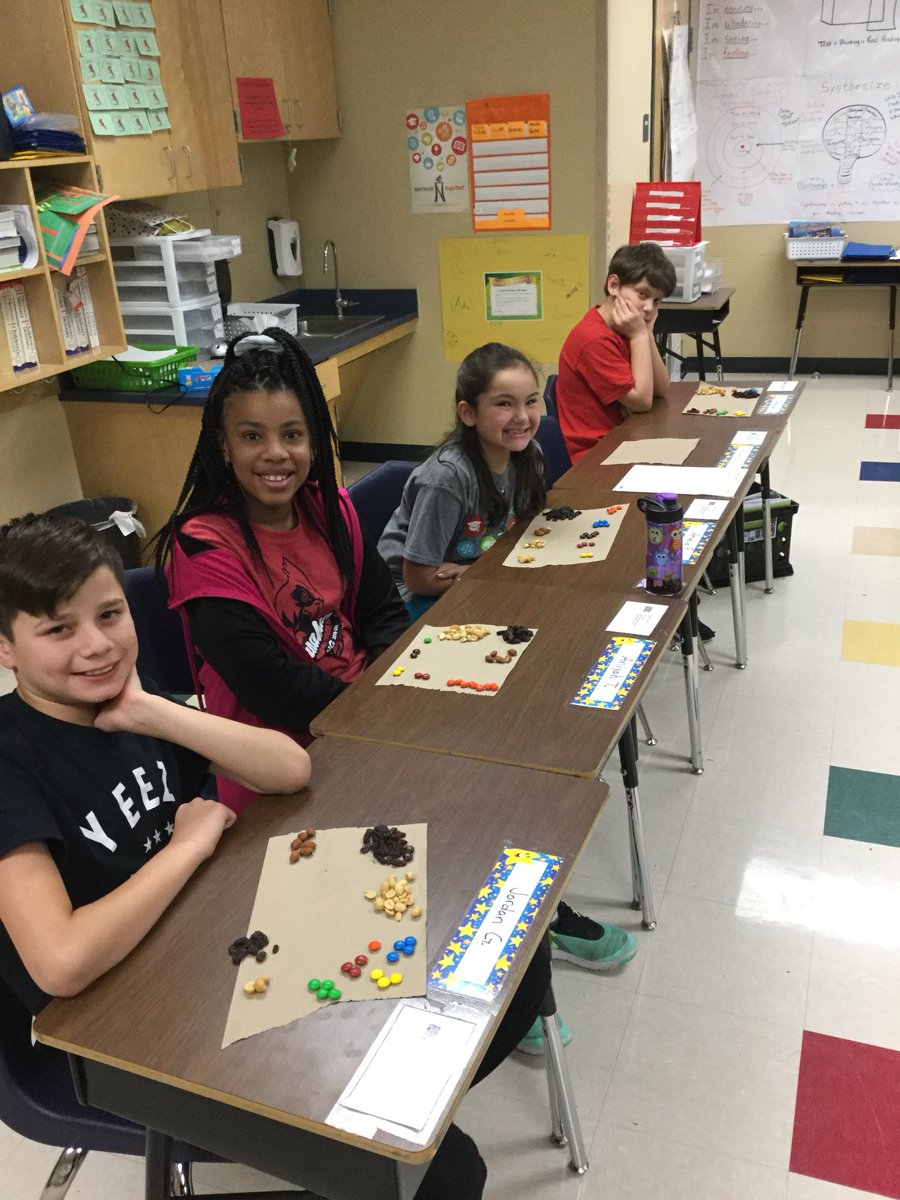 HastyJamal's tweet photo. Friday’s mixtures and solutions lab with trail mix before recess. 🙌🏽 #CarnahanInspired https://t.co/A2diJv5mh4