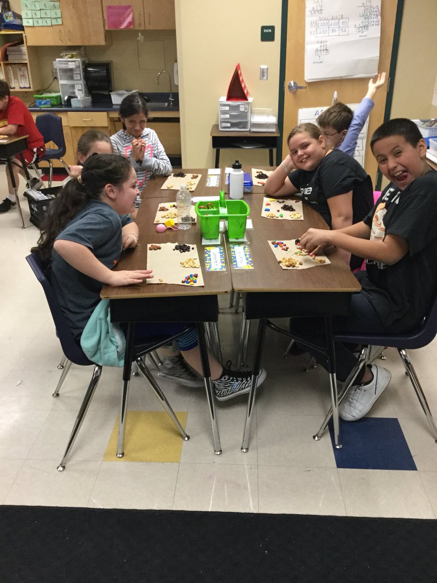 HastyJamal's tweet photo. Friday’s mixtures and solutions lab with trail mix before recess. 🙌🏽 #CarnahanInspired https://t.co/A2diJv5mh4