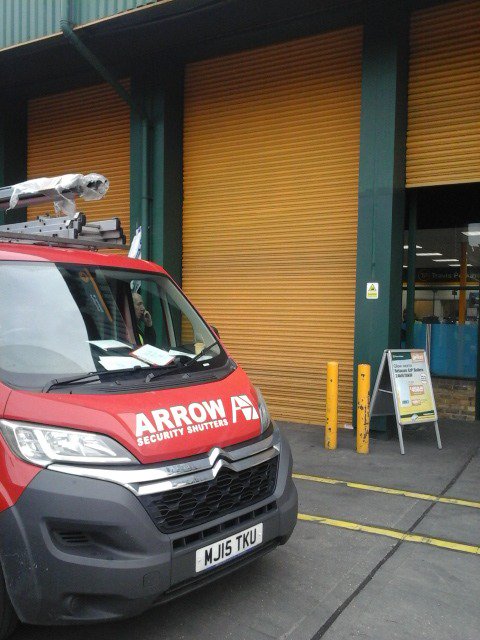 Arrow_Shutters's tweet photo. Securing your business is easy with Arrow......whether it be store front, industrial building, kiosk, bar shutters you need give us a call 0800 633 5736 #securityshutters #shutters #security #theft #keepthievesout #door #rollershutters #barshutters #expandablebarriers #Arrow https://t.co/hZDqpaFDJP