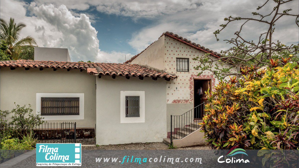Manzanillo_Mex's tweet photo. En Colima encontrarás las locaciones ideales para hacer la película de tus sueños. ¡No lo pienses más! #UnDestinoDePelícula #FilmaColima https://t.co/A0Z9kCZShp