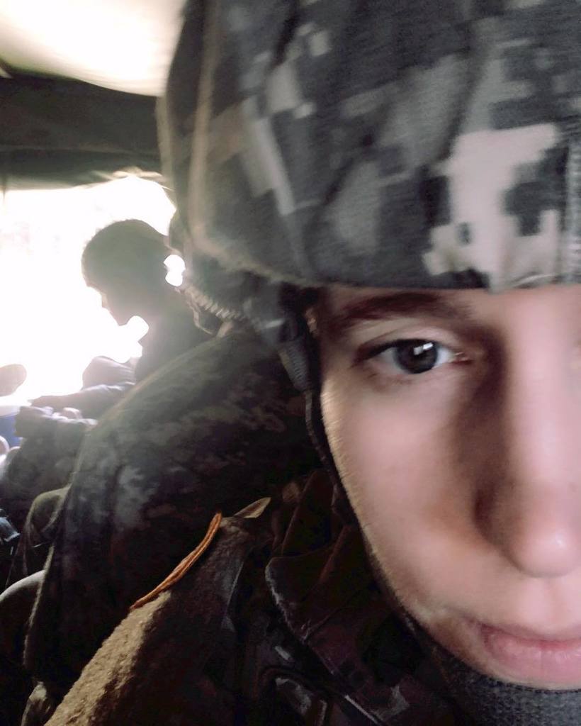 Margot_la_Rue's tweet photo. On the way back from the field. I can’t wait for lunch. #basicleadercourse #armylife https://t.co/DbkhCIamyh