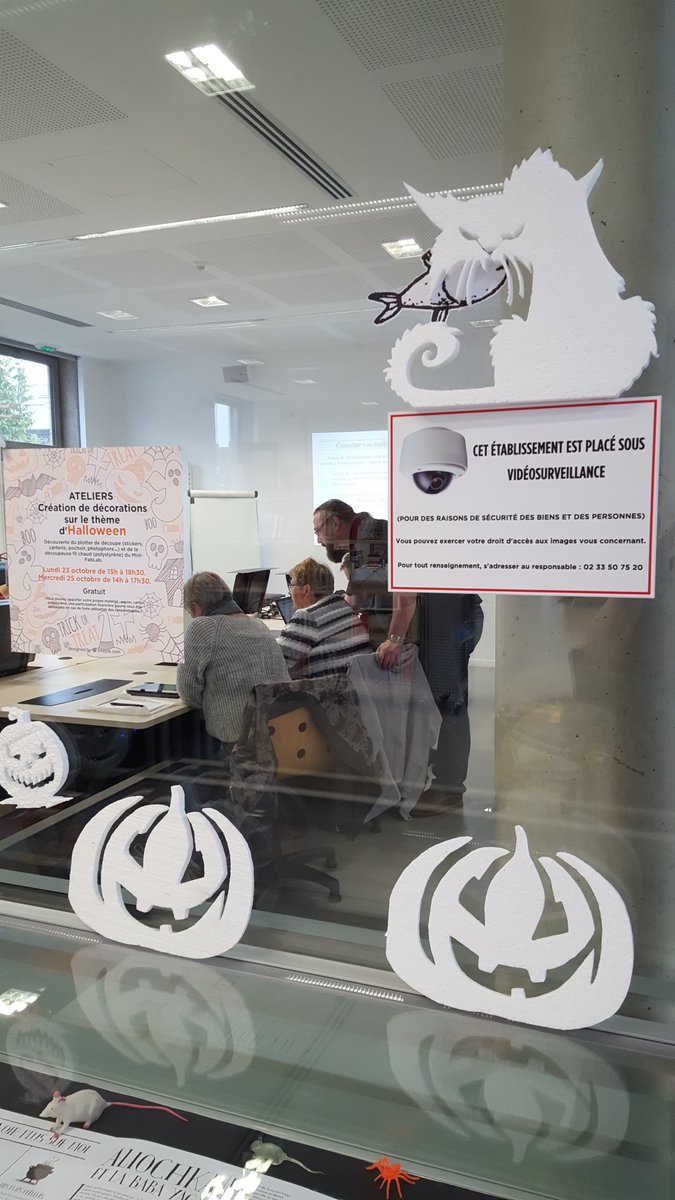 MMMediatheque's tweet photo. Demain, atelier découpeuse fil chaud de 14h à 17h30, pour créer votre propre déco ! (inscription à jour + 9€) #MiniFabLab https://t.co/Ri8K9C5p7o