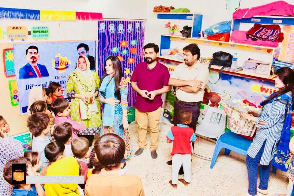 Waseem36656361's tweet photo. CEO @BBZFoundation @Fida_Wassan always with @BBhuttoZardari, on his drive to ensure education for every Pakistani child. #StreetToClassRoom https://t.co/j2f1bWowgE