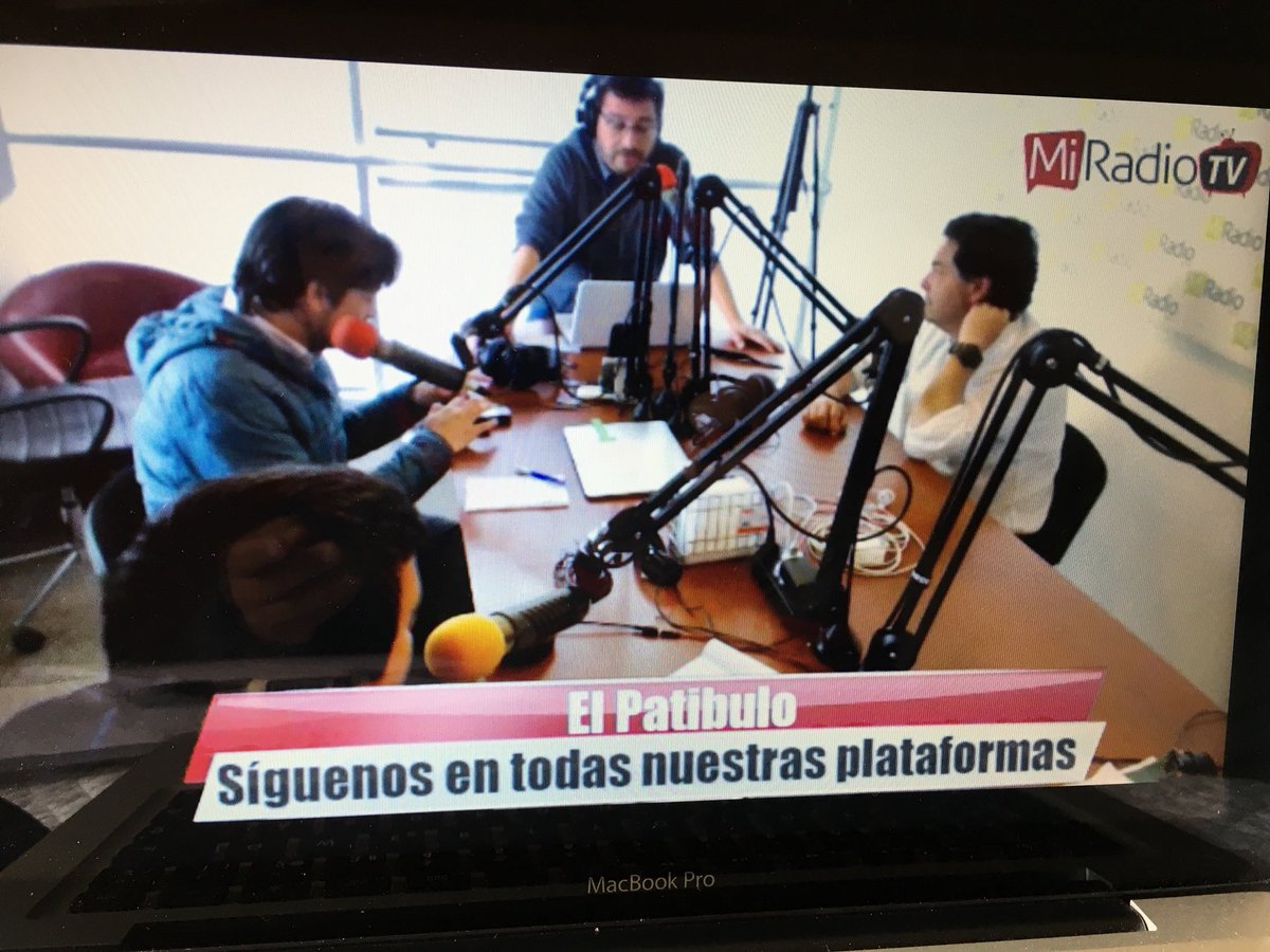 m_romero32's tweet photo. La mejor radio y ahora apoyando a mi candidato @jmfuenzalida en el #Patibulo vamos a ganar #P-86 https://t.co/hyiLfITf9A