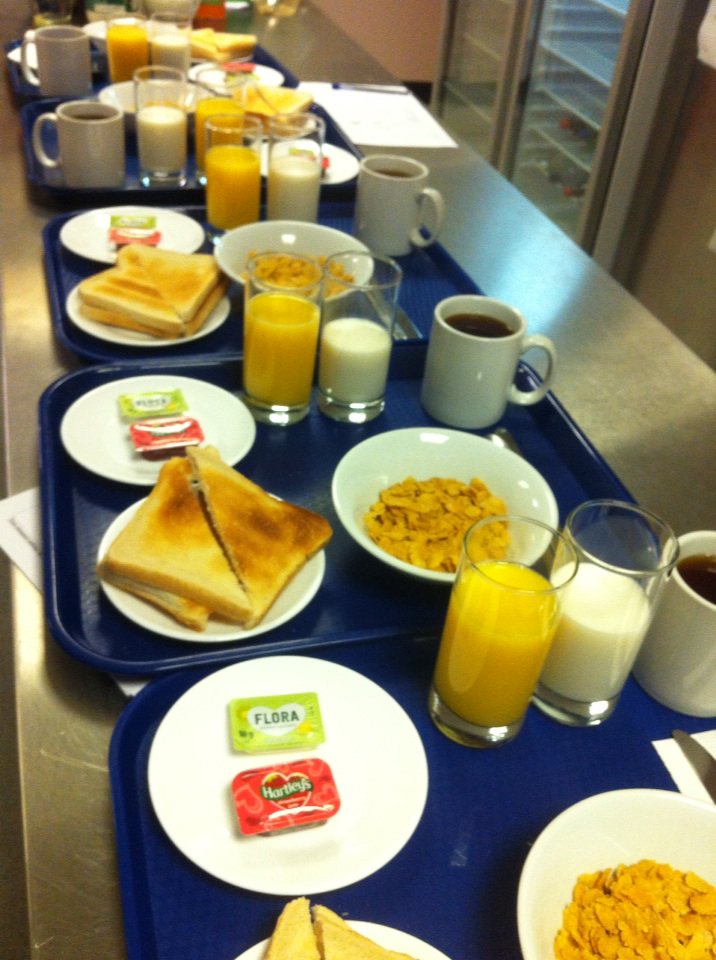 CharlotteHardm3's tweet photo. Our MSc students have been busy making test breakfasts. Great work! @LivUniPsyc @LivUniAppetite #AppetiteResearch https://t.co/xVoafn6VCX