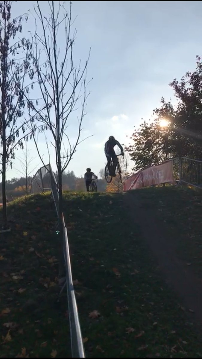 saimnsaaner's tweet photo. scary sh1t, no 2nd attempt at this🙈☠️ @TRvelo96 chasing me, sunsets and getting airborne https://t.co/ODr3HsPGAL