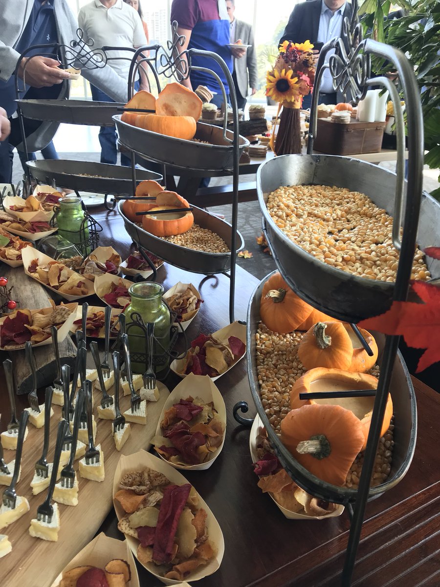 gastongzalez's tweet photo. Pumpkin break at #westinsantafe #gocala. GREAT ideas!!! https://t.co/M6iGwhZZwx