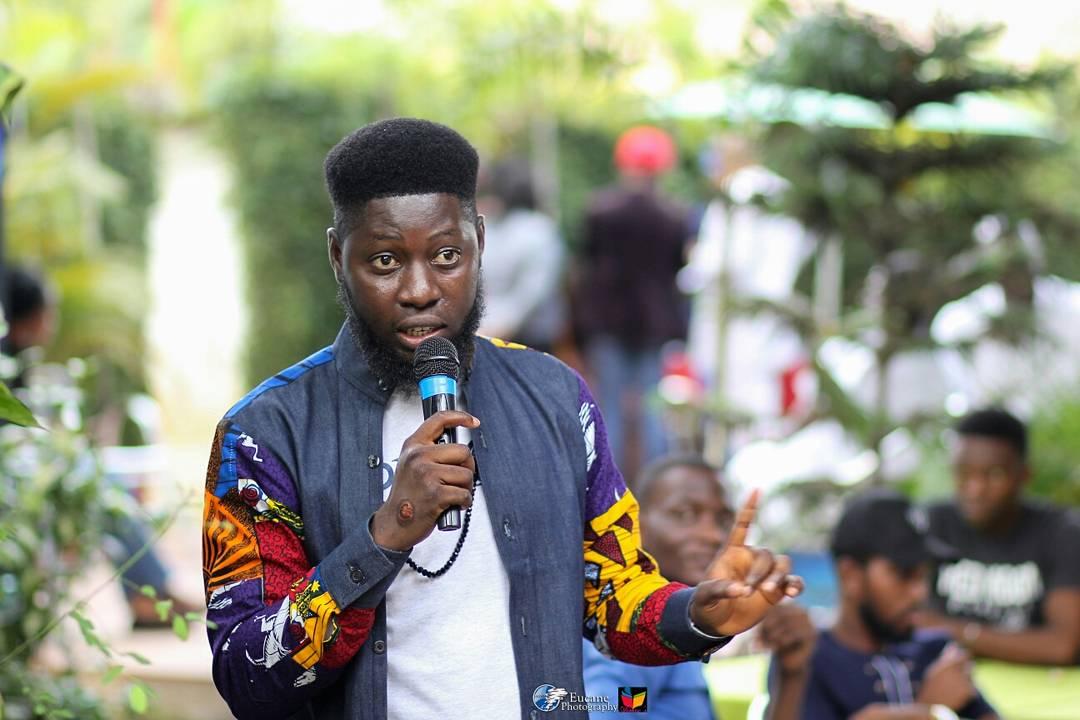 aimeeslearn's tweet photo. Catch all the juice... Pics and all 😄😉 #ABookInHandLIVE 2017
👉👉 https://t.co/wLDS1tp3td
#VideoCoverageLoading... https://t.co/frSB7l3I9Z