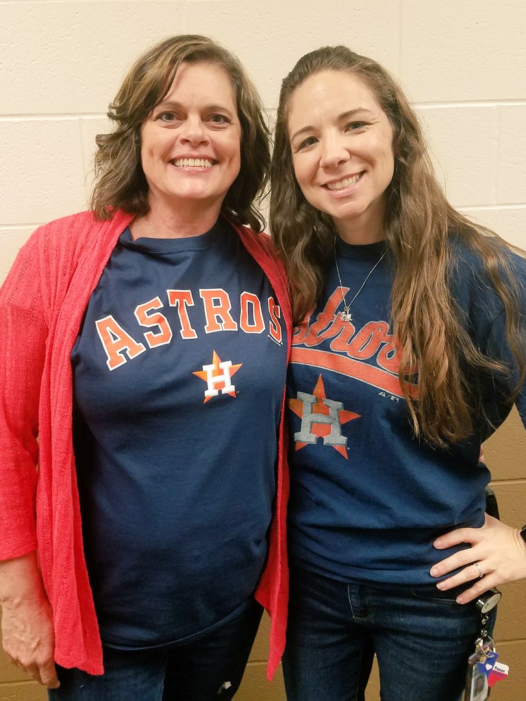SpringISD's tweet photo. #SpringAstrosFan share the pride of champions! #EveryDayCounts https://t.co/ElZVz9TnW5