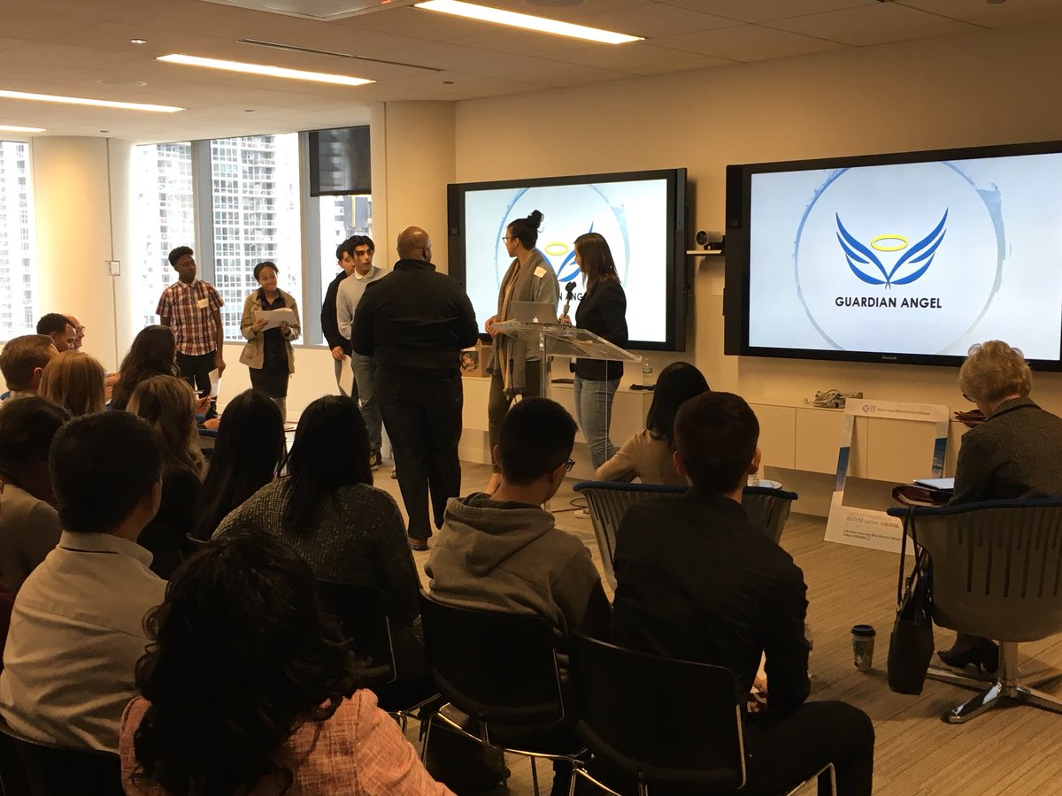 eva_mcgoey's tweet photo. Each #stem1dc team is now presenting to our @BCBSIL pitch tank. Competition is tough! #healthcareinnovation #transformativetechnology https://t.co/xTHXi2As71