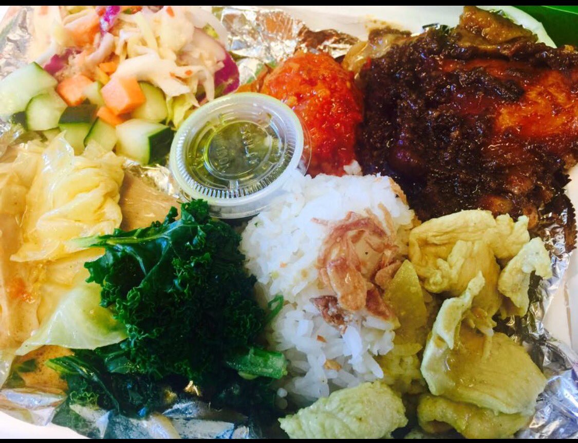 Almost forgot to post! Nasi Padang at Redmond Woods today..hurry limited quantity..